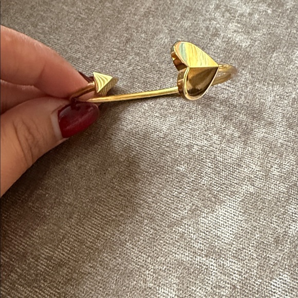 Kate Spade Gold Heart & Arrow Cuff Bangle Bracelet - Picture 3 of 6